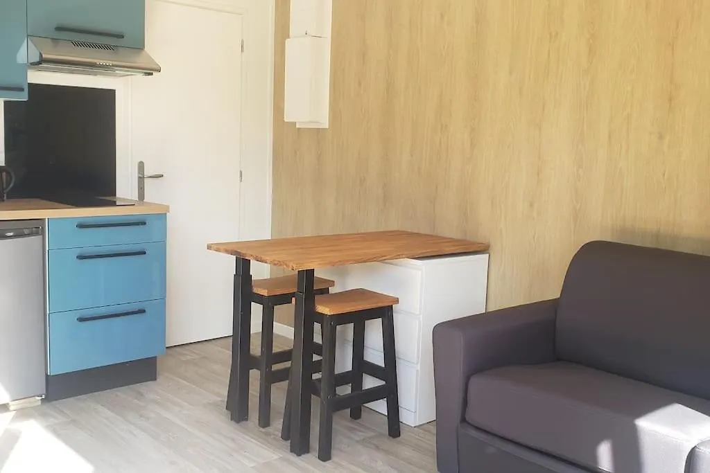 Studio De Jardin Au Calme Hennebont Holiday home